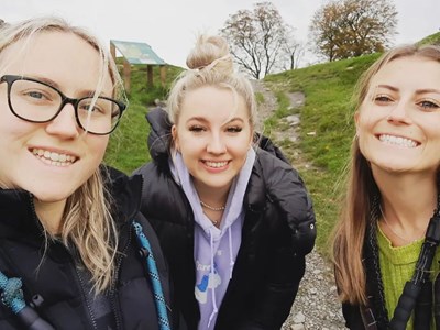 Sisters’ challenge inspired by ‘hero’ sibling’s brain injury