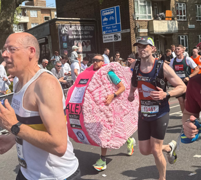 Brain injury survivor dressed as giant brain at London Marathon raises over £15,000 for Headway Main Image