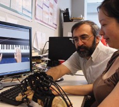 Developments in robotic therapy for hand movement after stroke Main Image