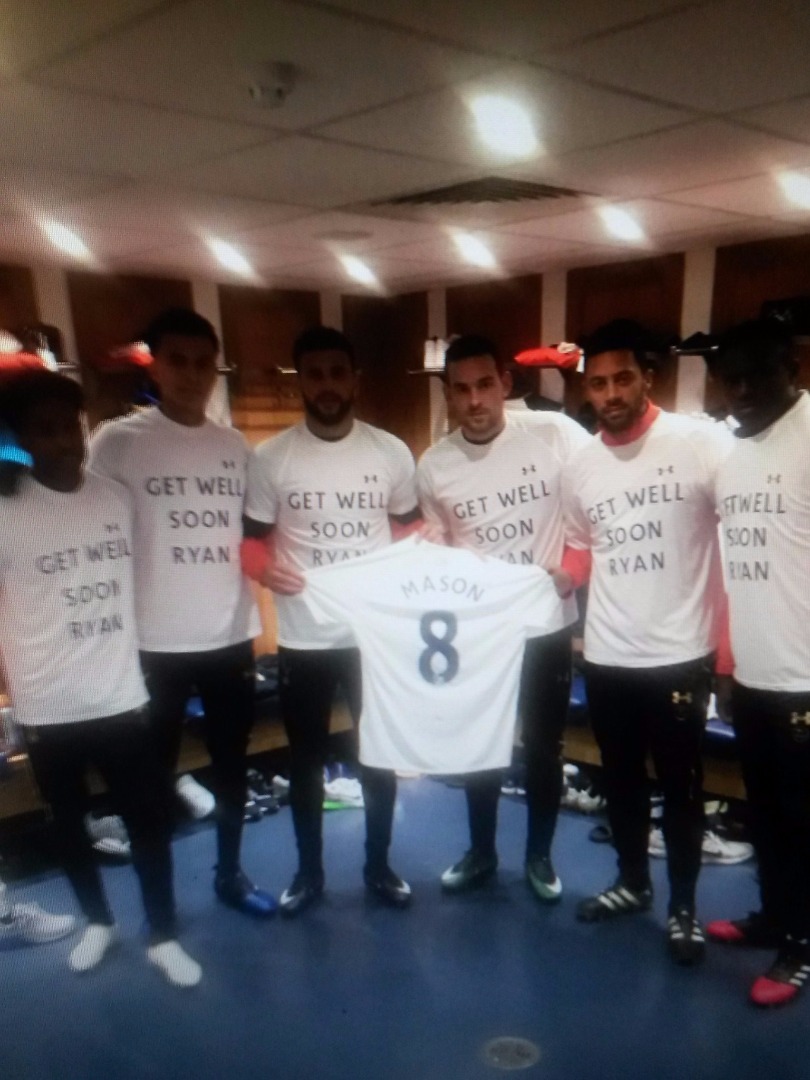 Ryan Mason warm-up T-shirts auctioned for Headway Main Image